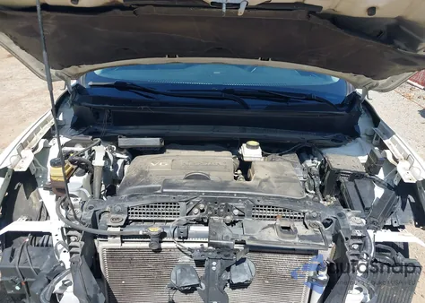 2017 Nissan Pathfinder Sl z USA, uszkodzony, nr VIN 5N1DR2MN9HC647317